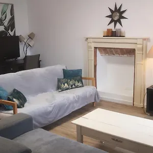 Hébergement de vacances Maison Dans Le Village De, La Vraie-Croix